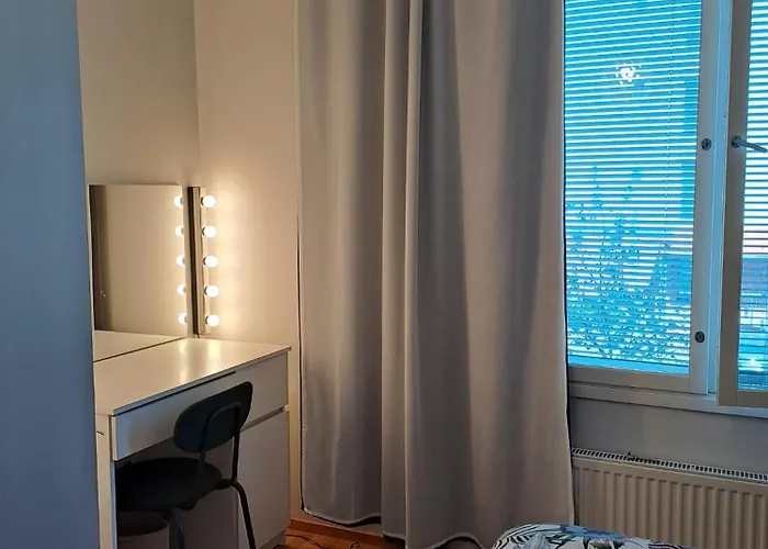 Cozy Apartment, Airport 3km, Private Parking, Sauna * Вантаа